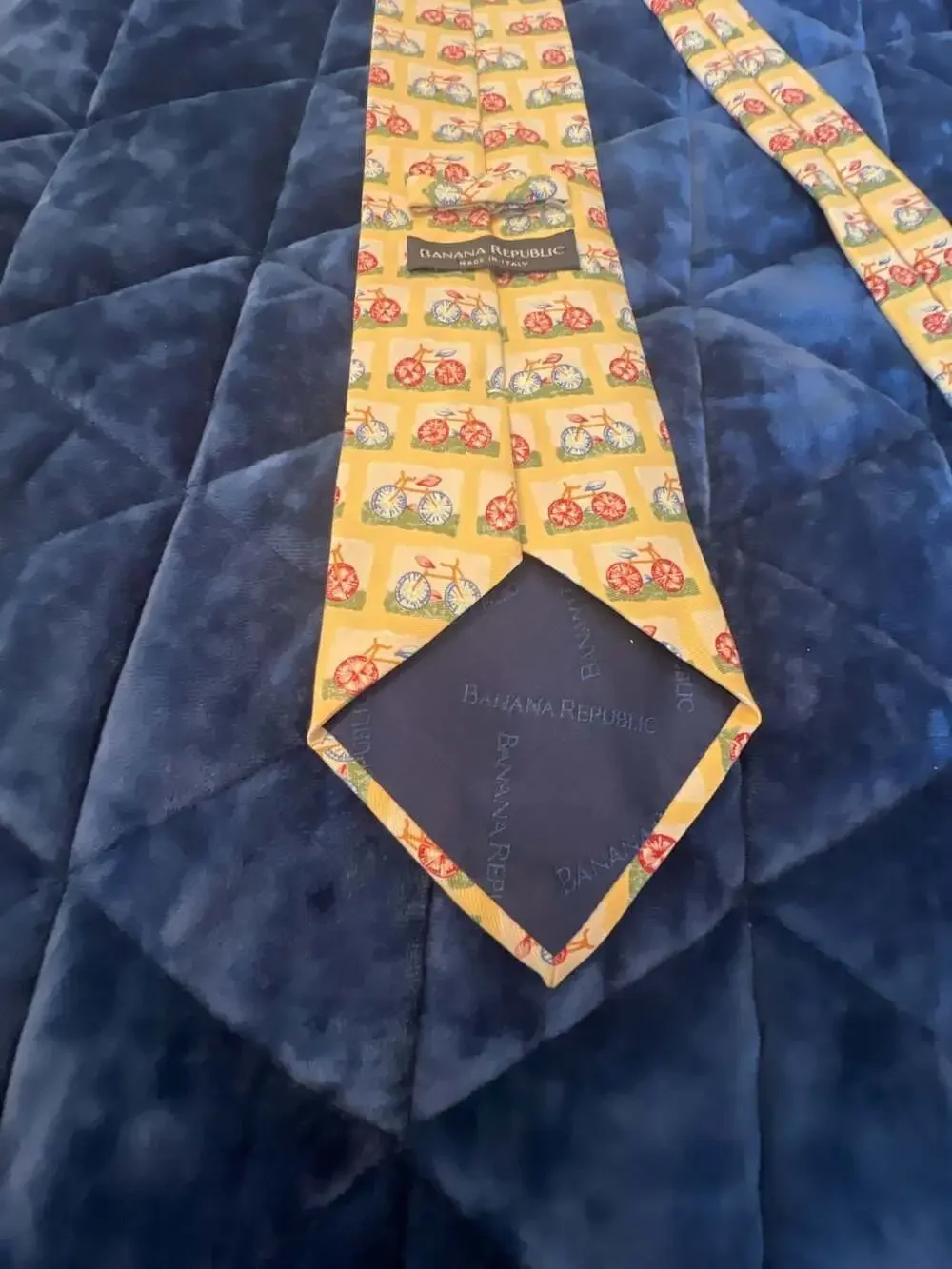 Banana Republic Vintage Yellow Silk Necktie with Bicycle Print Made in Italy